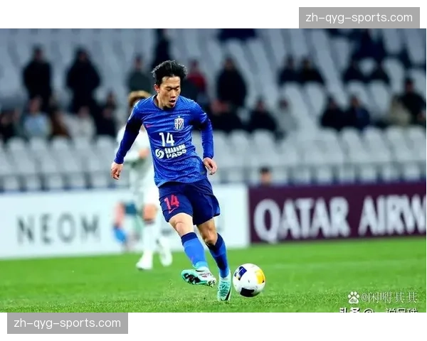 申花斯卢茨基换人显奇效 汪海健谢鹏飞激活中场